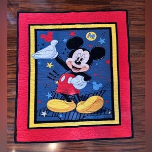 Disney | Mickey Mouse Kids Quilt